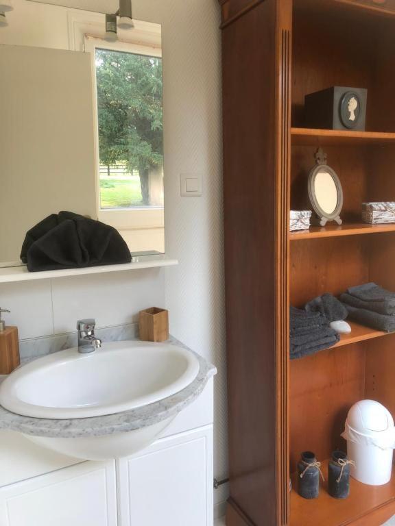 Bed and Breakfast Domaine Des Ifs Le Pin  Exterior foto