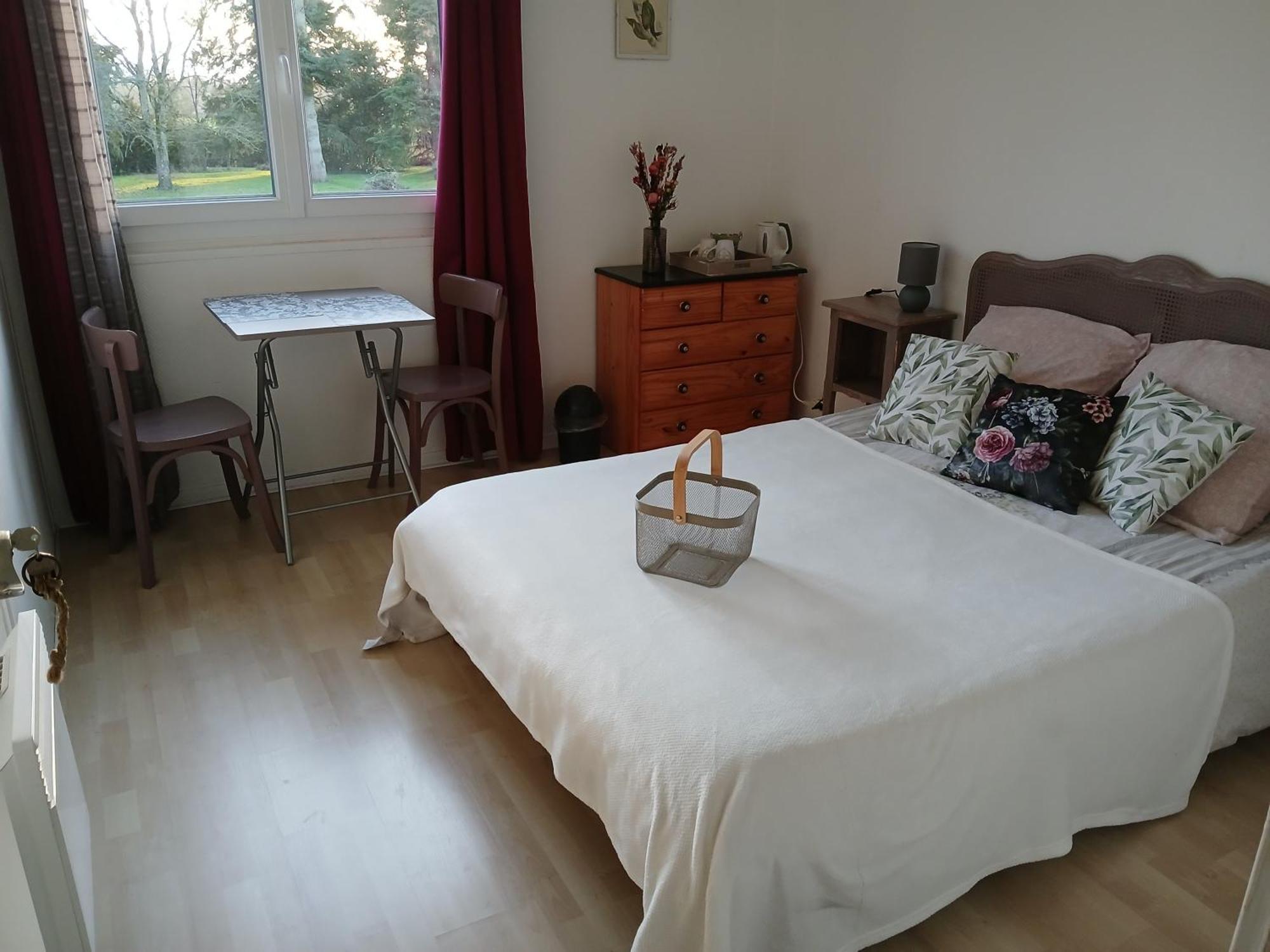 Bed and Breakfast Domaine Des Ifs Le Pin  Exterior foto