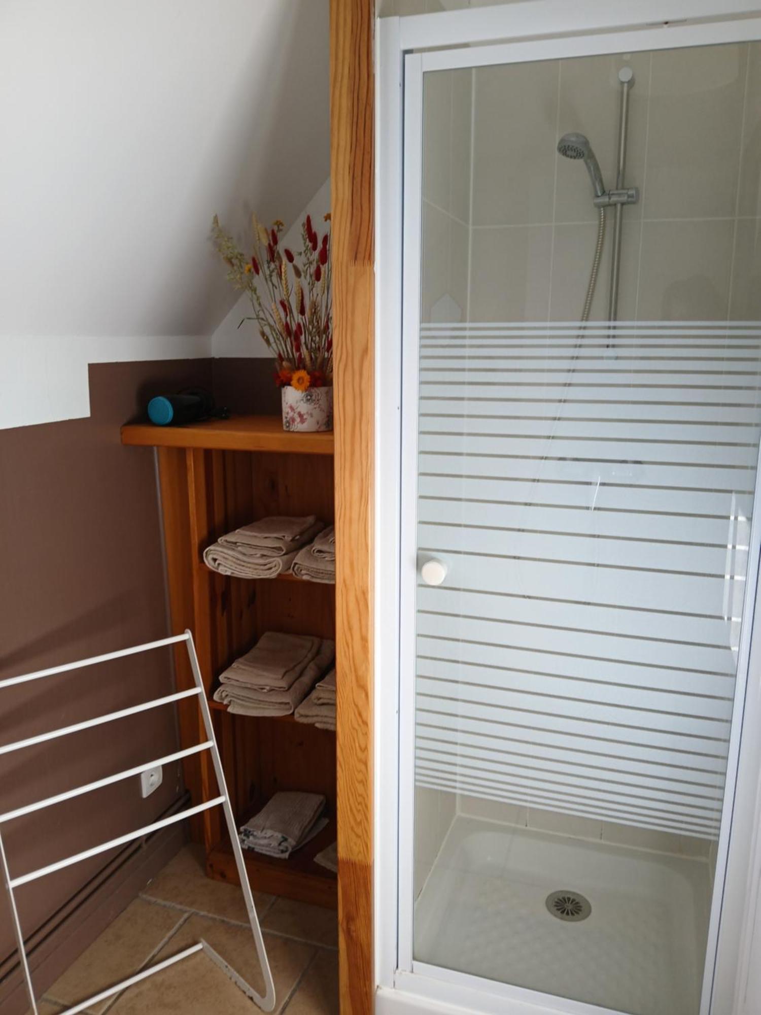 Bed and Breakfast Domaine Des Ifs Le Pin  Exterior foto